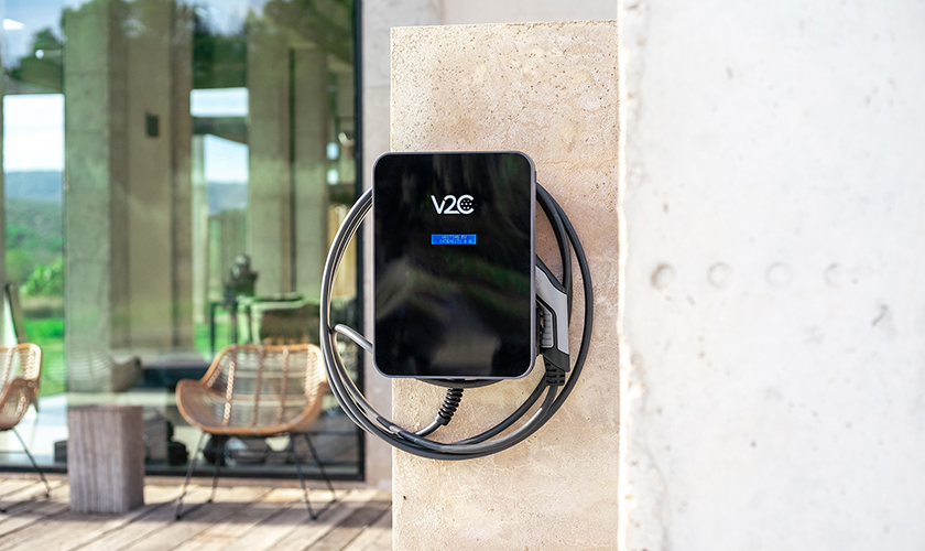 V2C diseña y desarrolla cargadores inteligentes para vehículos eléctricos.